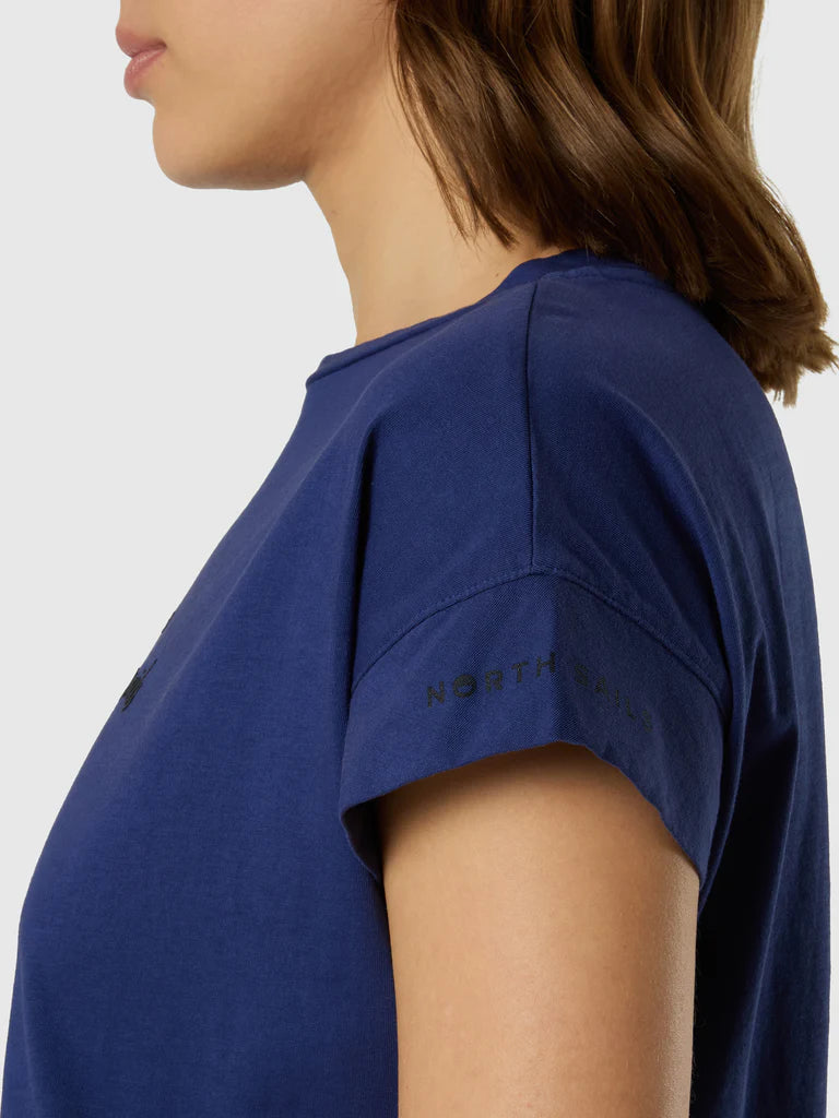 SLEEVELESS T-SHIRT