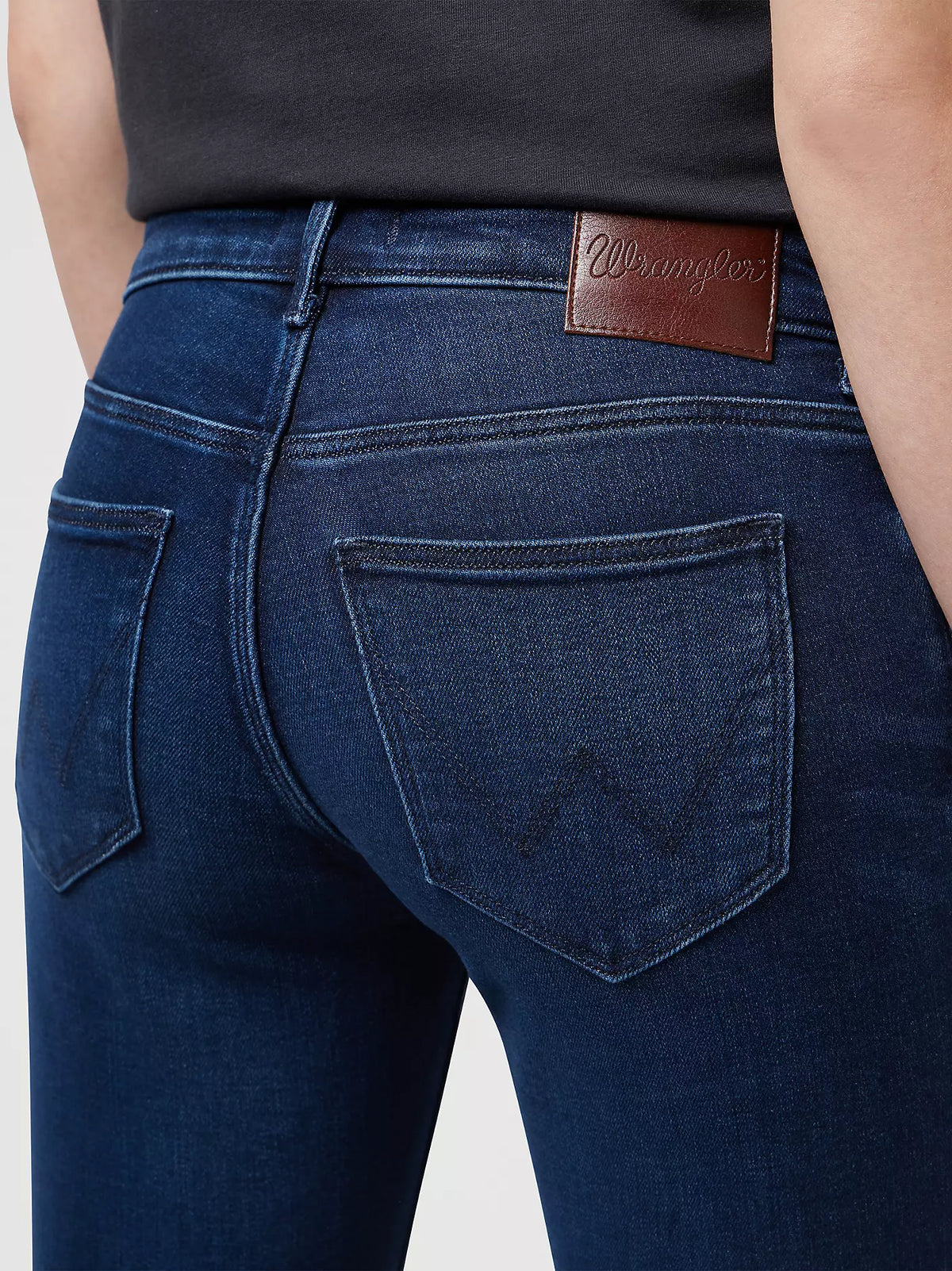 NIGHTSHADE
BOOTCUT 625