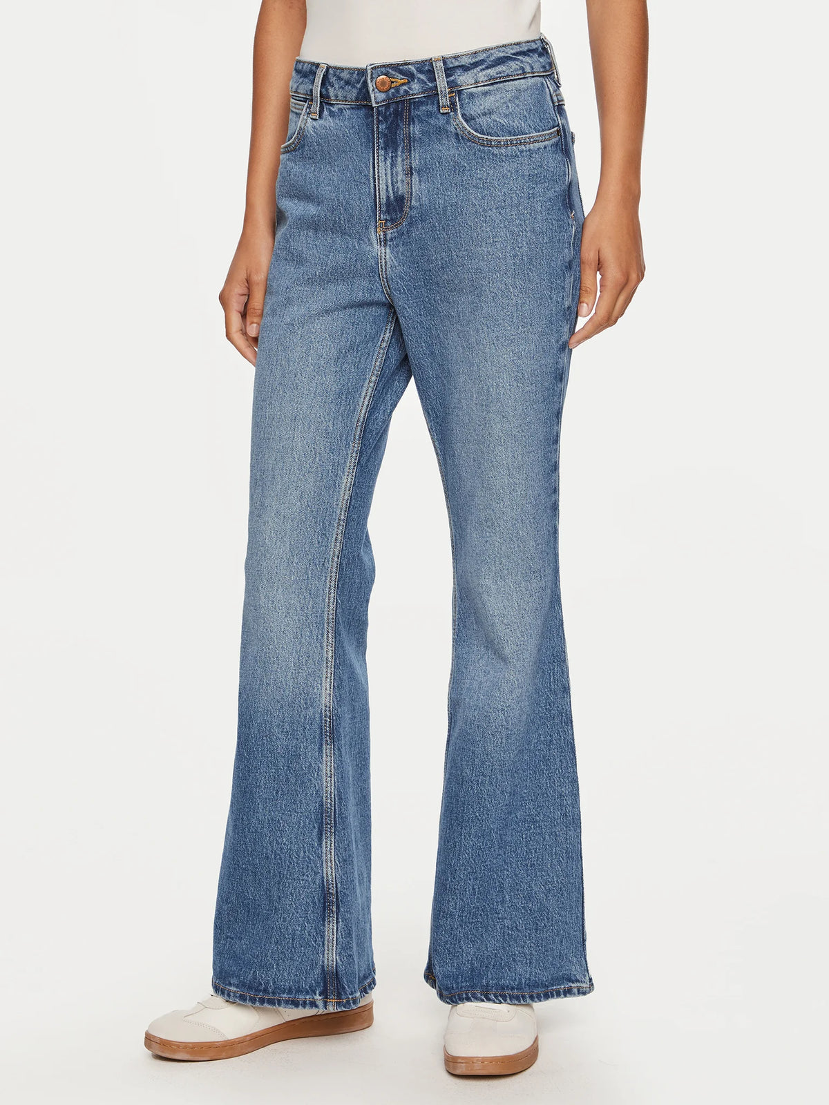 MEADOW
FIERCE FLARE
HIGH RISE