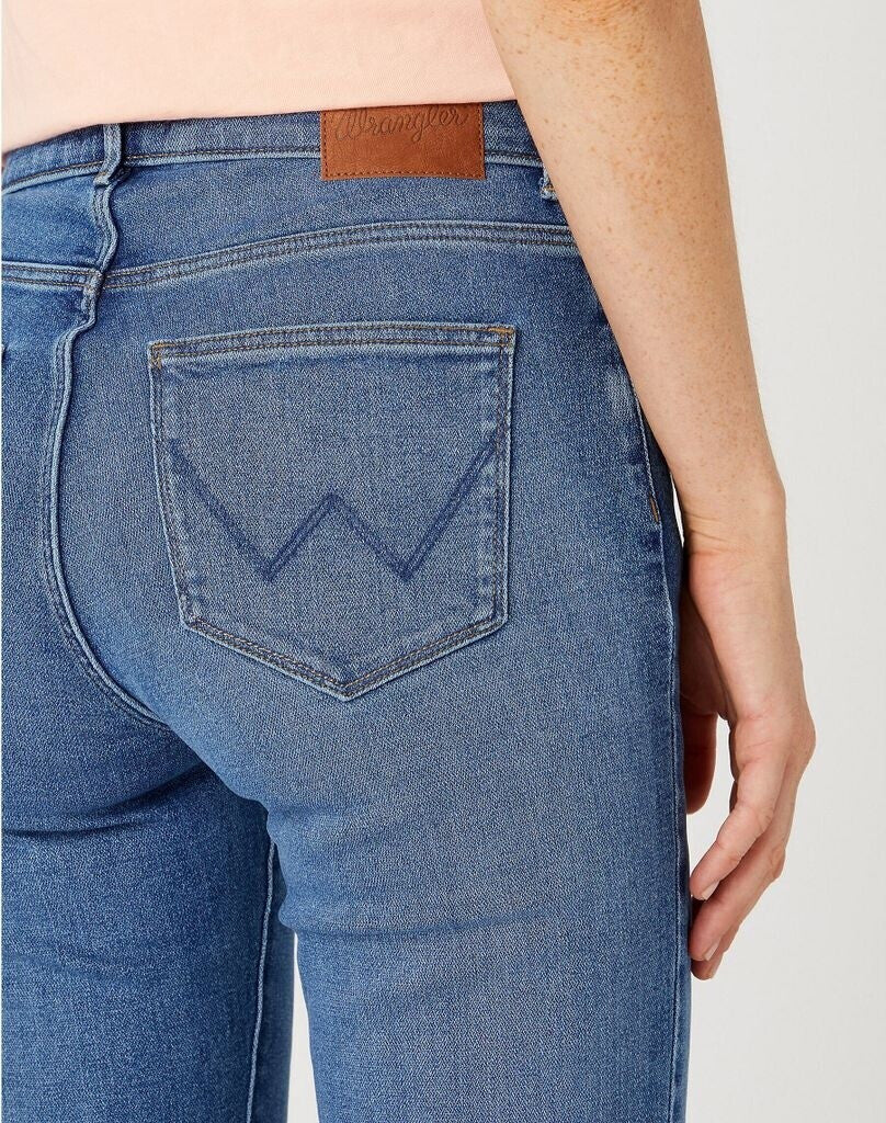 RAVEN
BOOTCUT 625