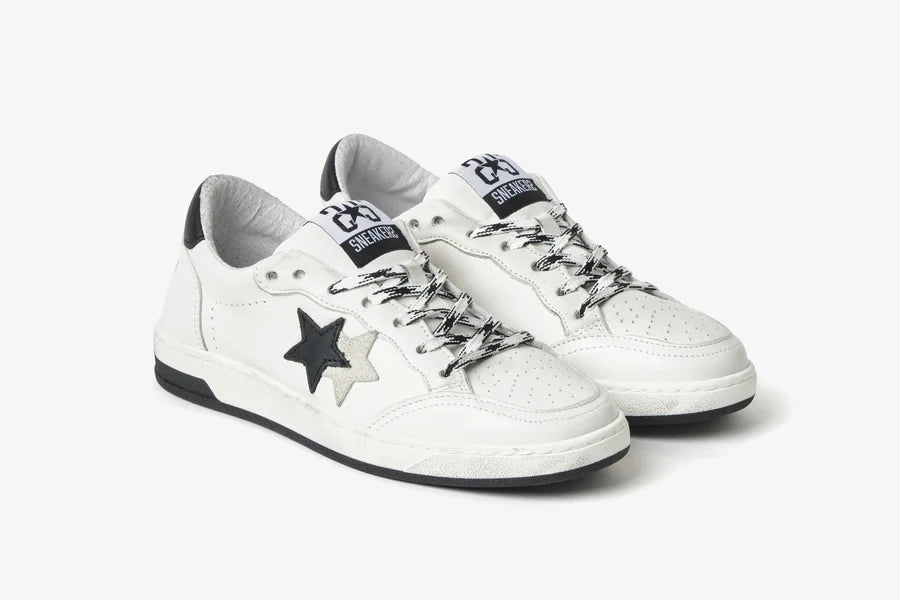 SNEAKERS WEEK STAR