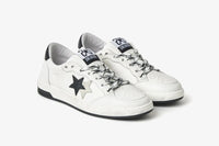 SNEAKERS WEEK STAR