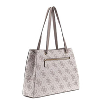 GROUP ERENIA GUESS