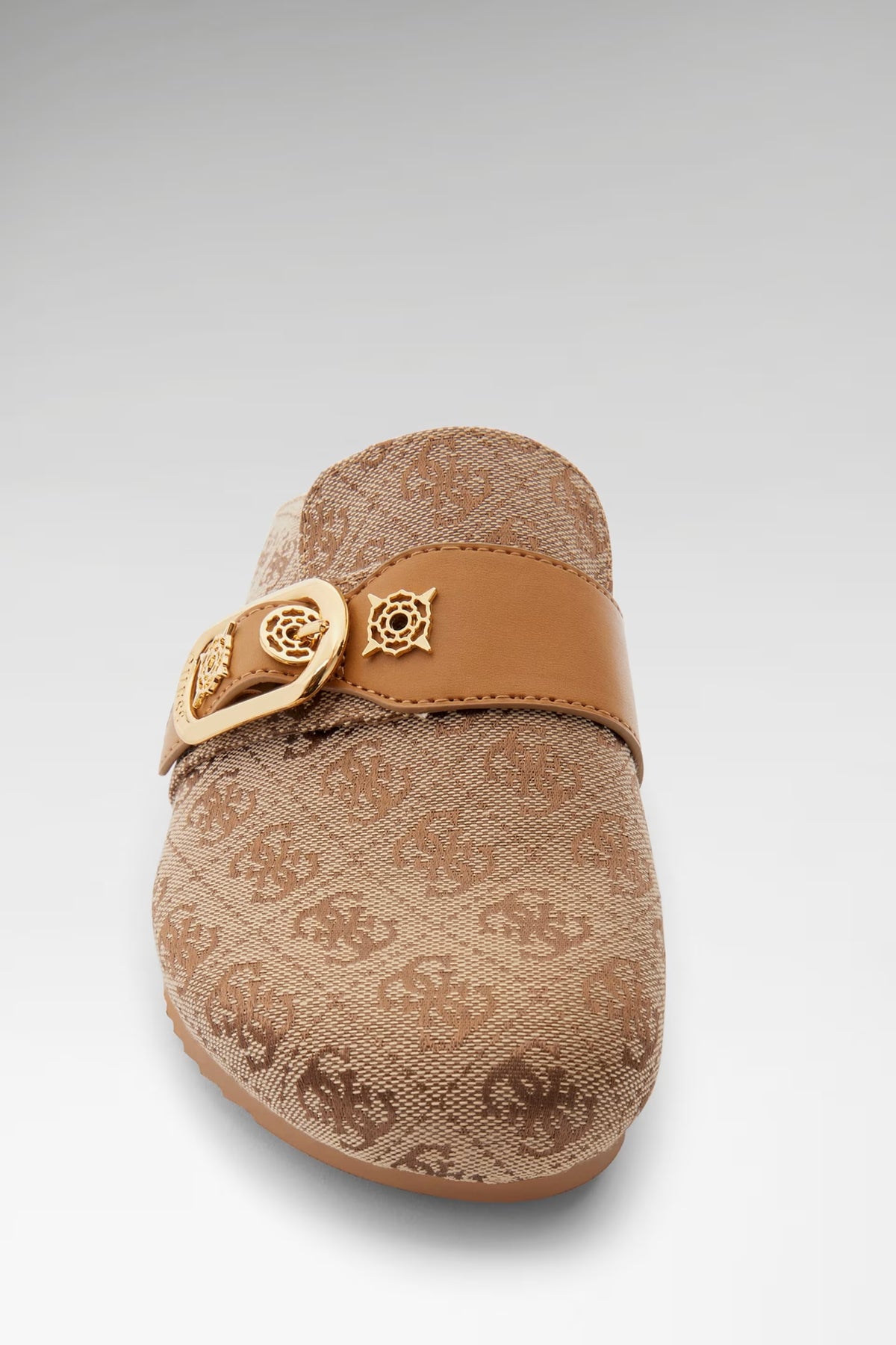 SABOT  CON LOGO GALAVANTA 4G 
GUESS