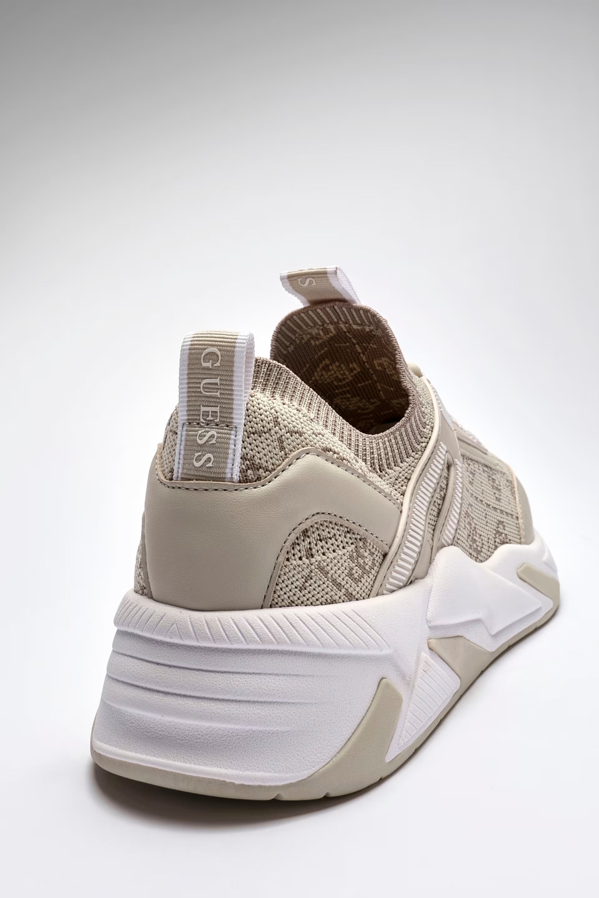 RUNNER GENGA LOGO GUESS