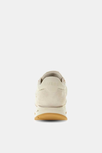 Runner in suede Energy