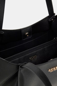 AMORETTE GUESS