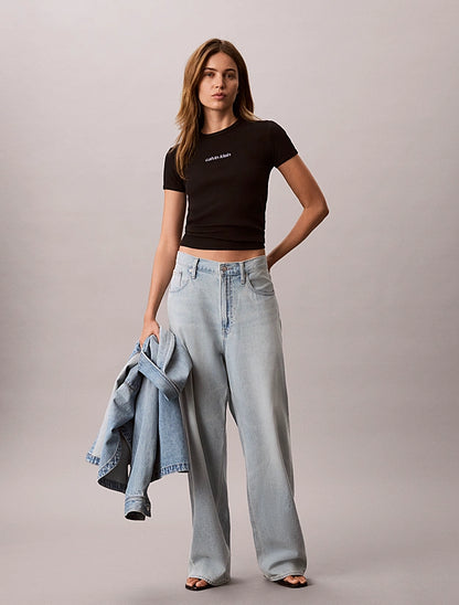 T-shirt a costine con logo ricamato
