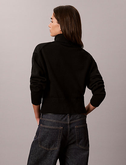 Maglione a collo alto monologo