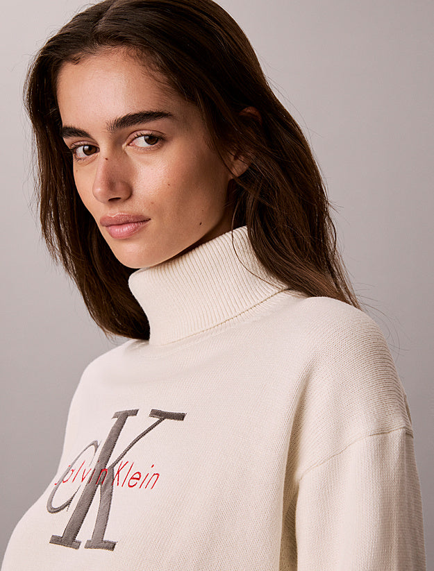 Maglione a collo alto monologo