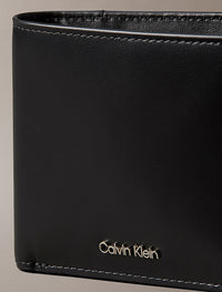 RAISED BILLFOLD W/COIN