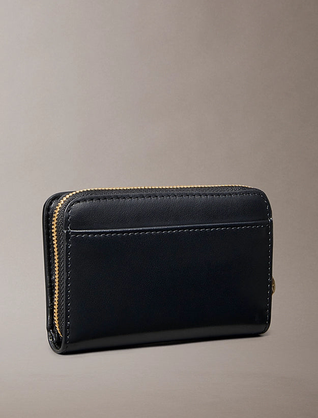 CK MEDIUM FLAP ZIP AROUND
