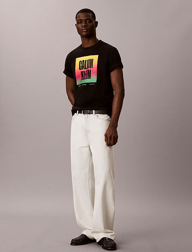 T-shirt con logo vestibilità rilassata - Pride