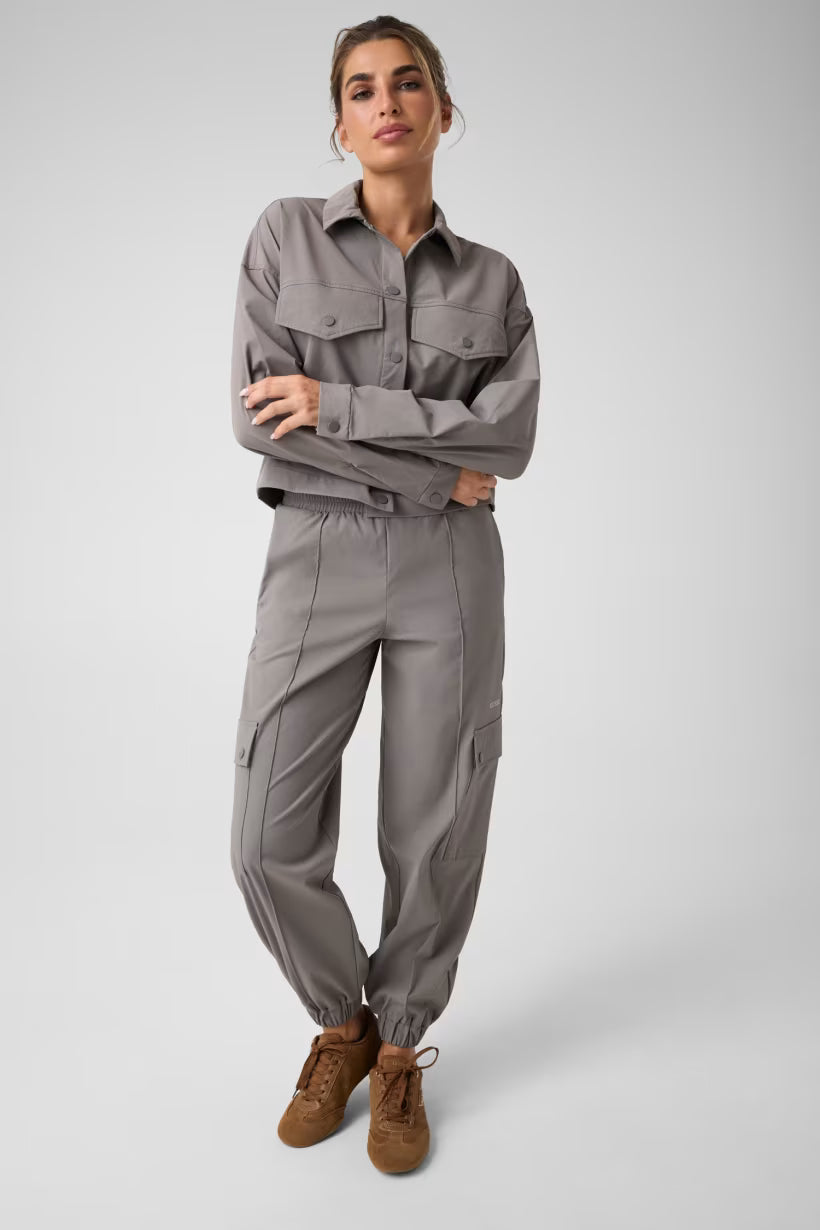 Pantaloni cargo in nylon