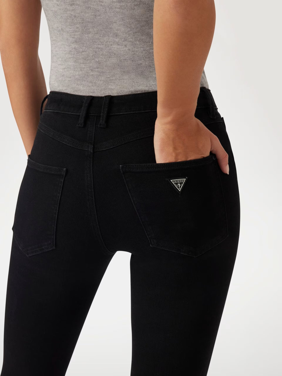 SKINNY HIGH 
HIG RISE
TALLE HAUTE