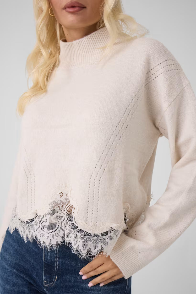 Maglione in misto lana con inserti in pizzo