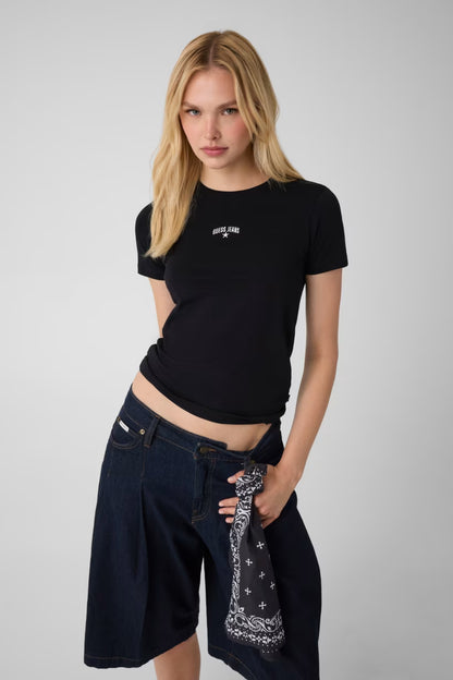 T-shirt con logo ricamato