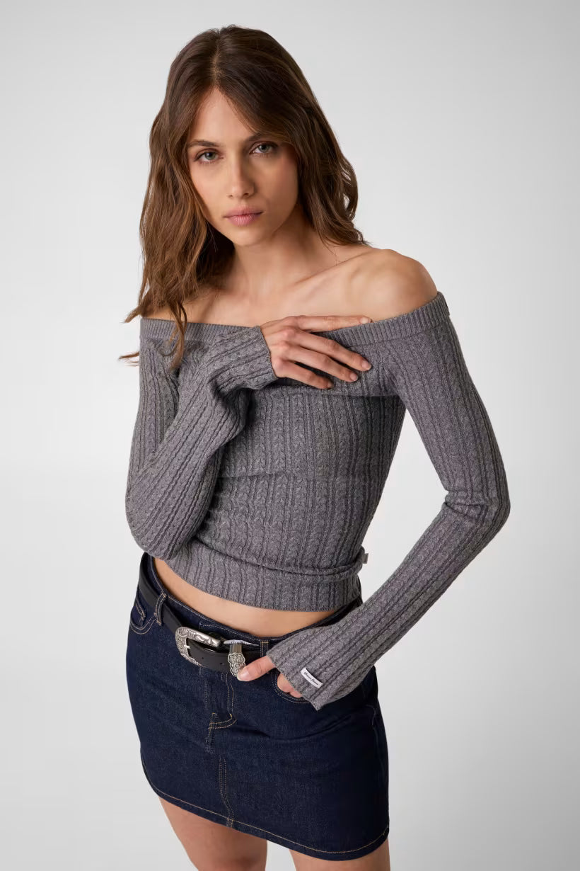 Maglione off-shoulder