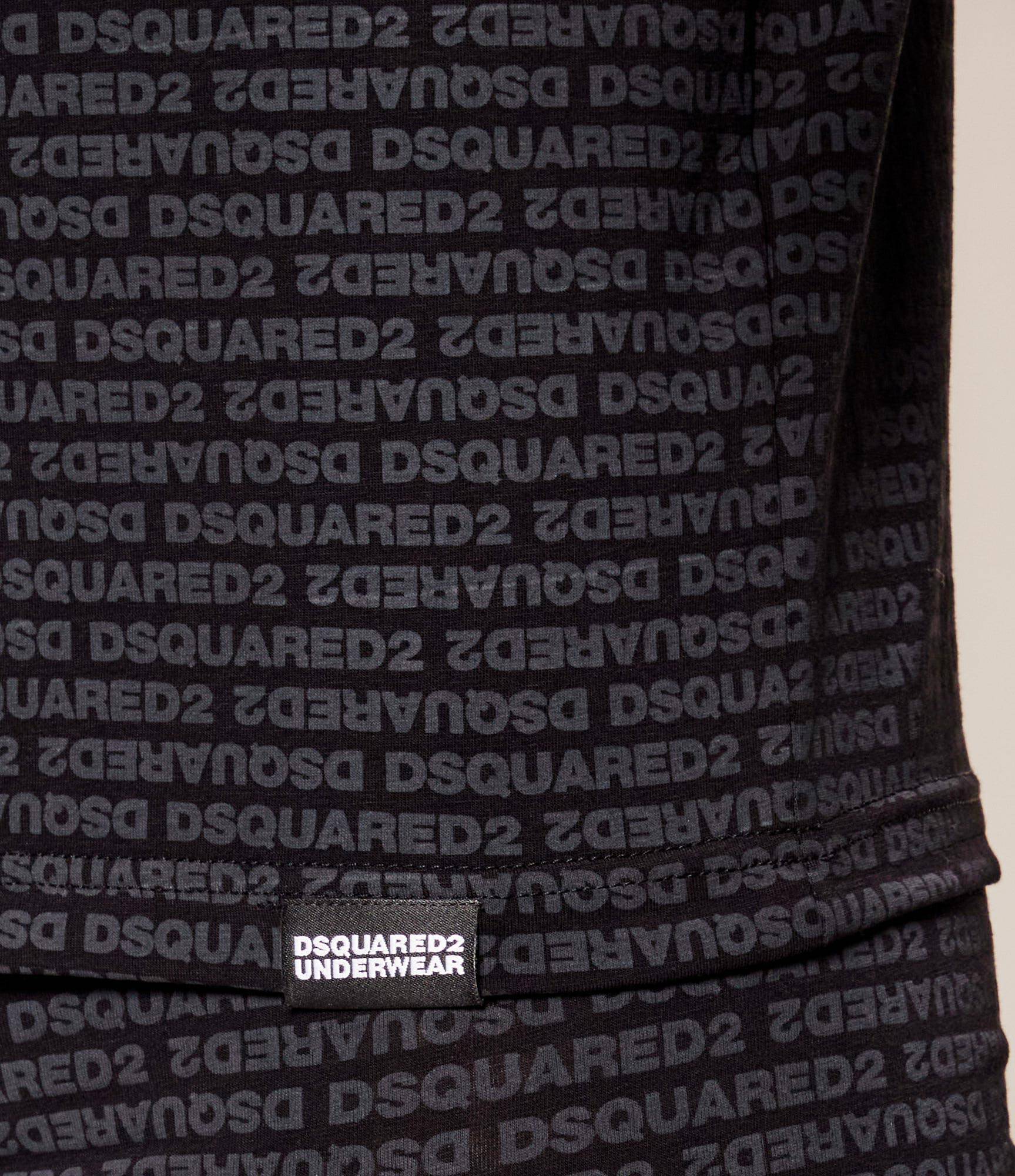 T-SHIRT + TRUNK