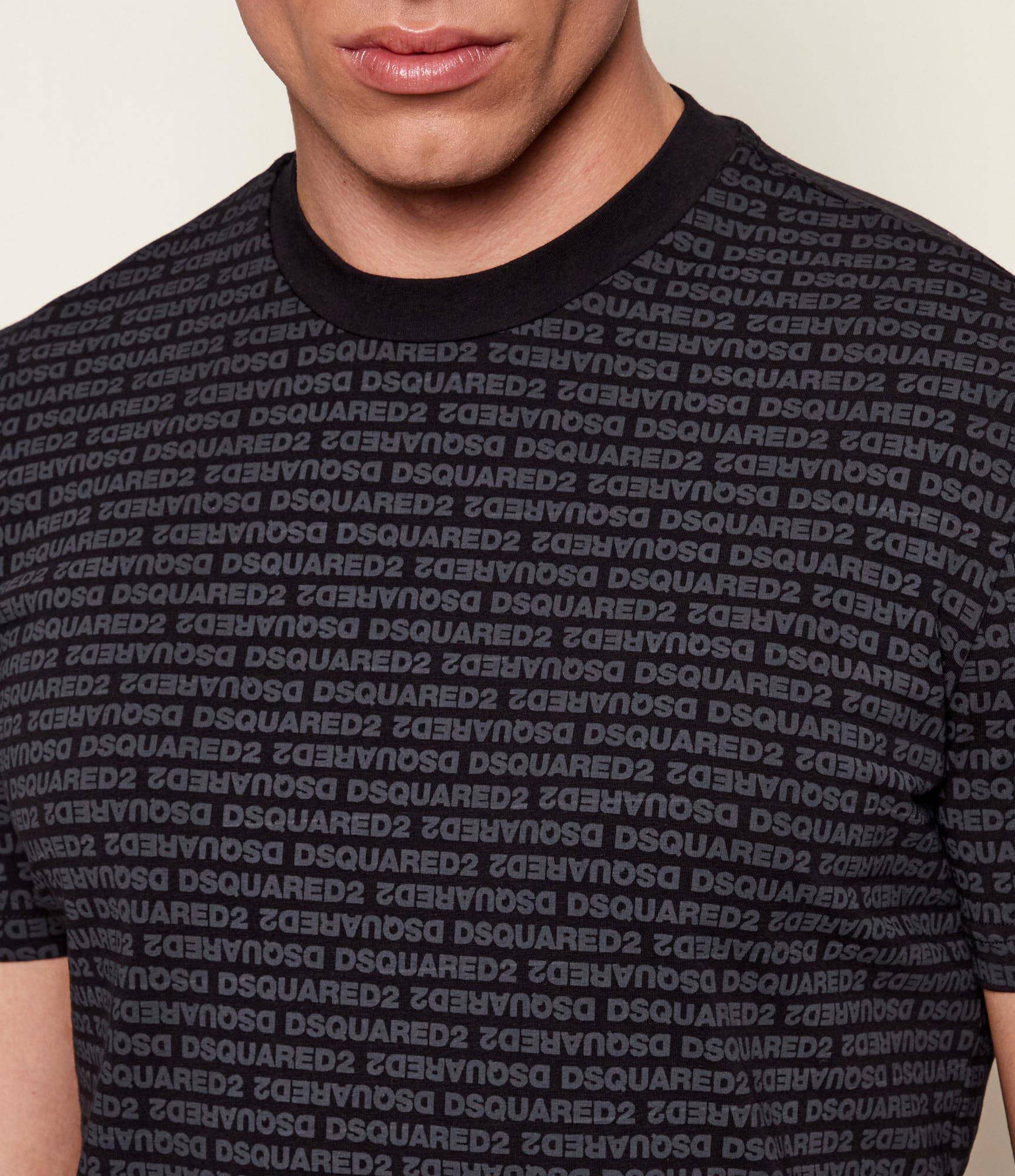 T-SHIRT + TRUNK