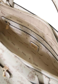 CARRIE LOGO GUESS