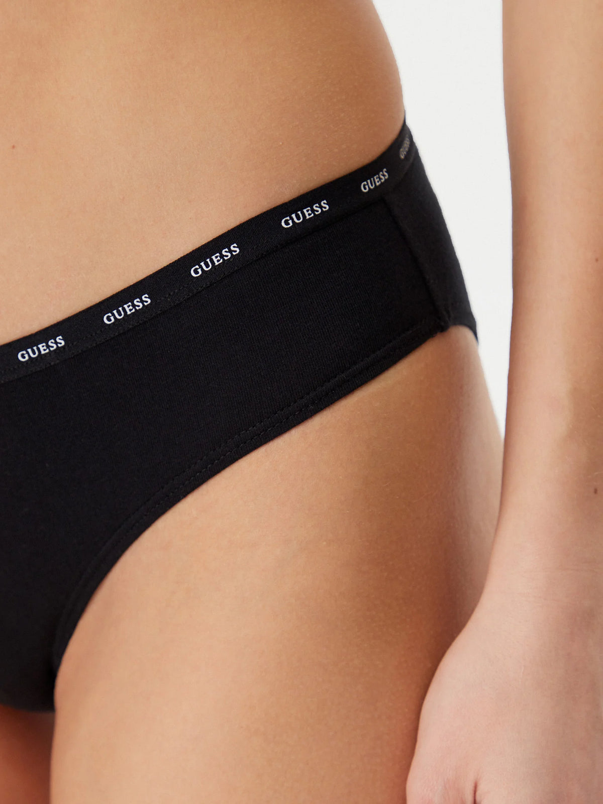 COTTON STRECH BRIEF SLIP GUESS
3 PACK