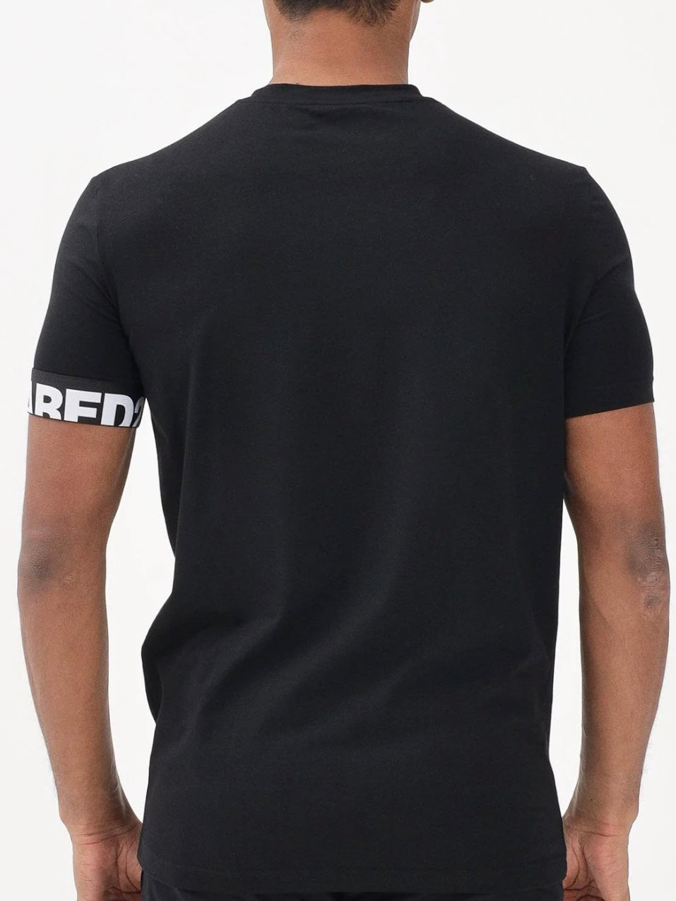 ROUND NECK T-SHIRT